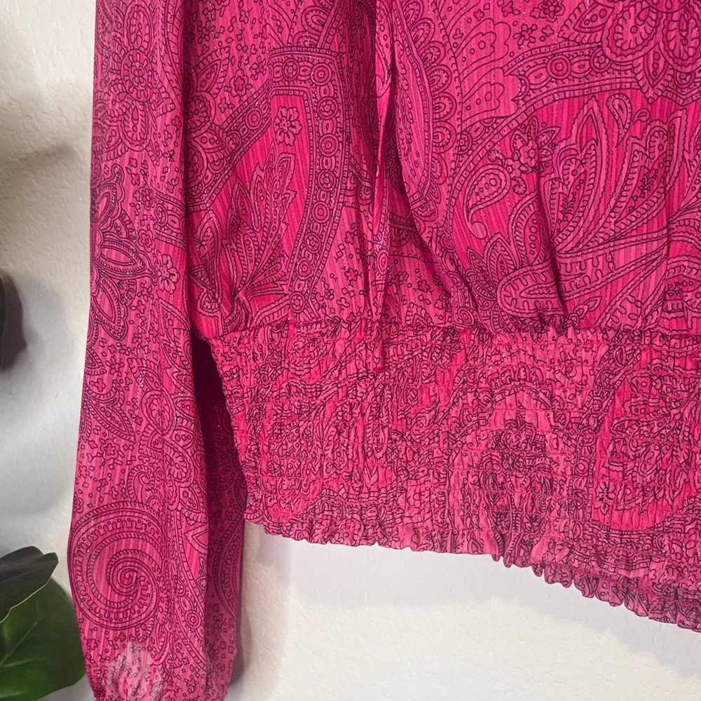 Vibrant Pink Paisley Blouse with sheer balloon sleeves Medium - Picture 4 of 7